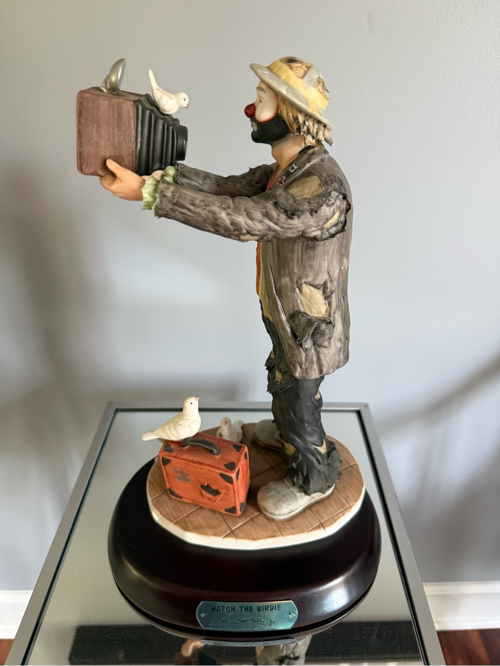 Emmett Kelly Jr Clown Signature Collection Photographer  Watch the Birdie 9862